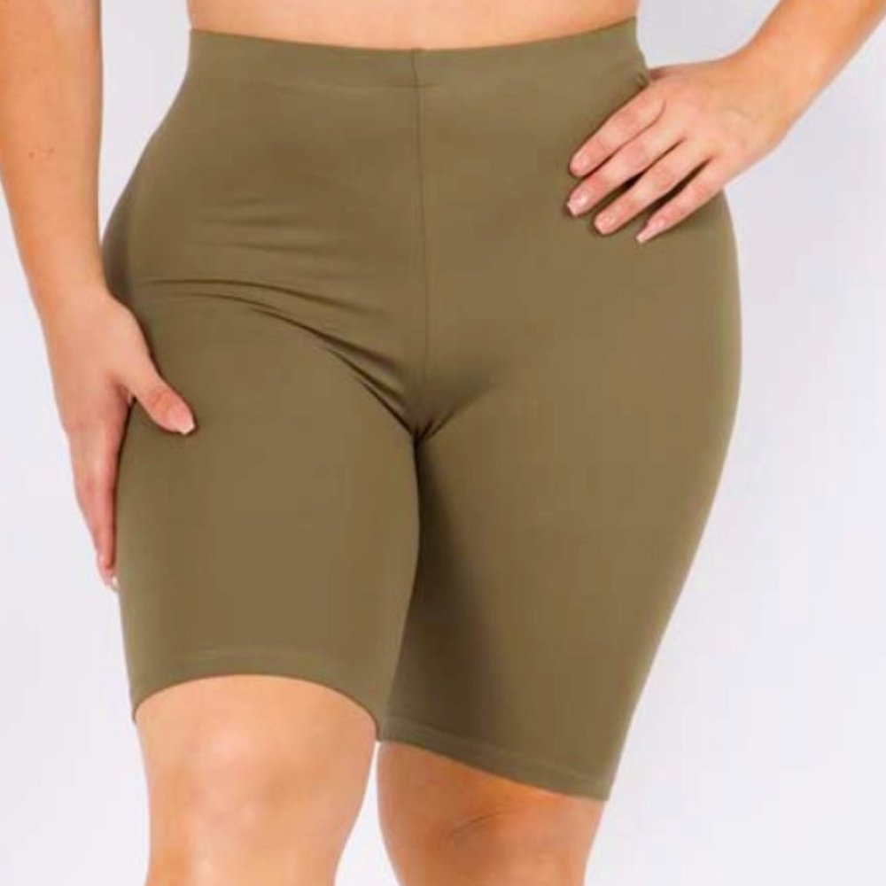 YELETE HIGH-RISE WOMEN'S BIKE SHORT